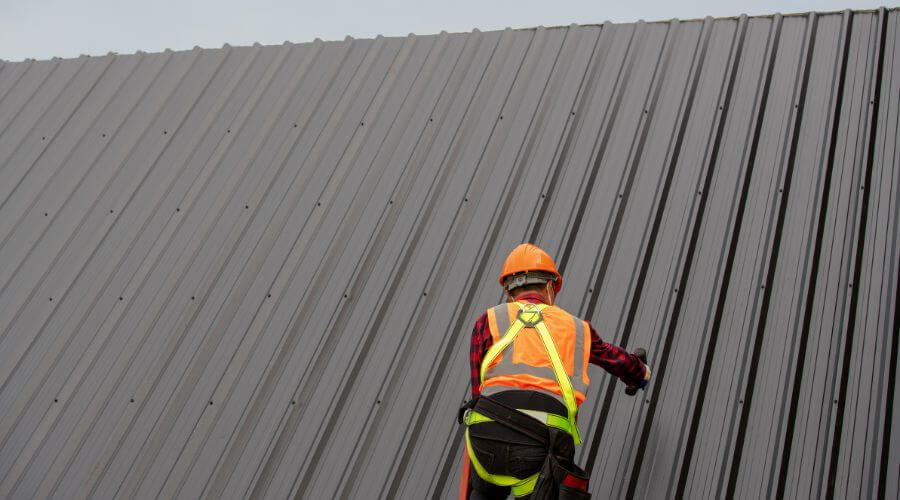 Professional gutter cleaning in Kittrell, NC